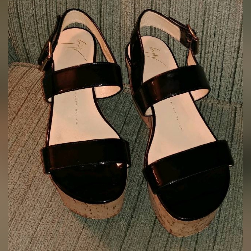 Giuseppe Zanotti platform sandals - Picture 2 of 10